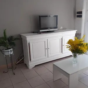 Studio Les Olivades Hébergement de vacances